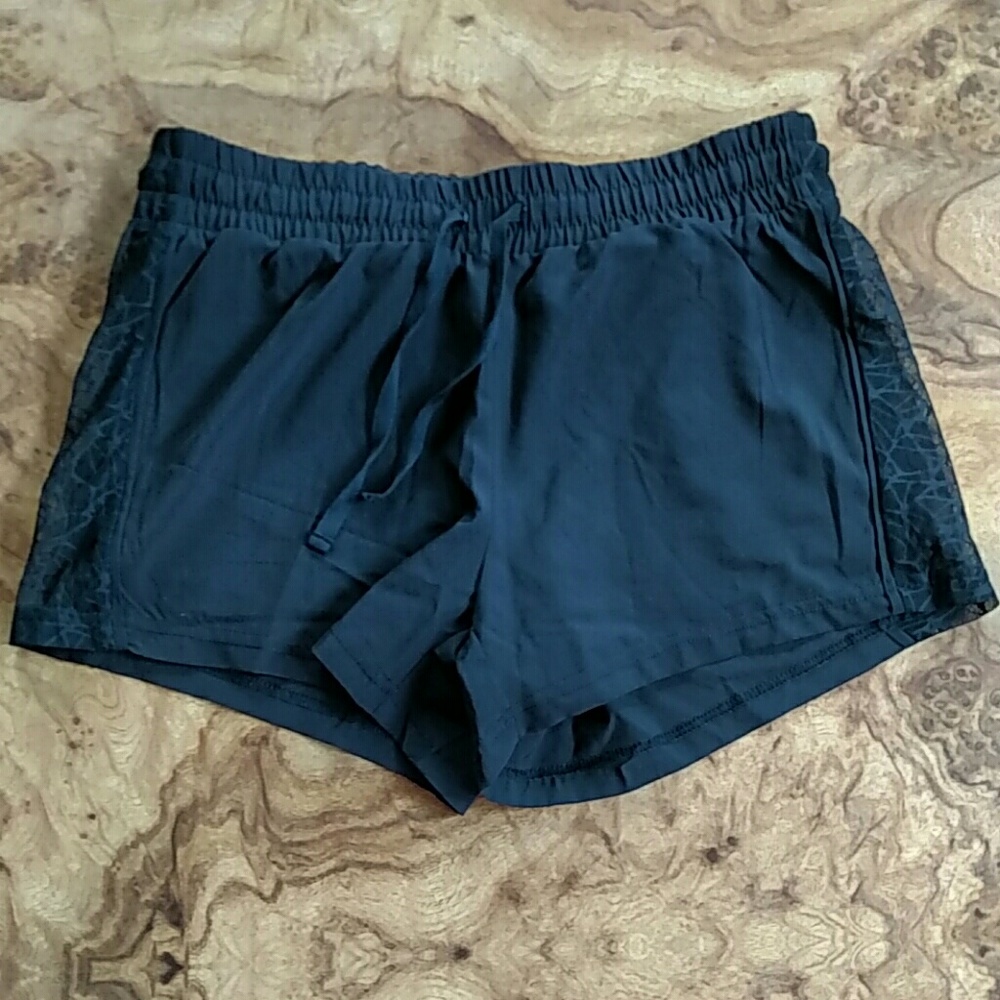 Fabletics shorts